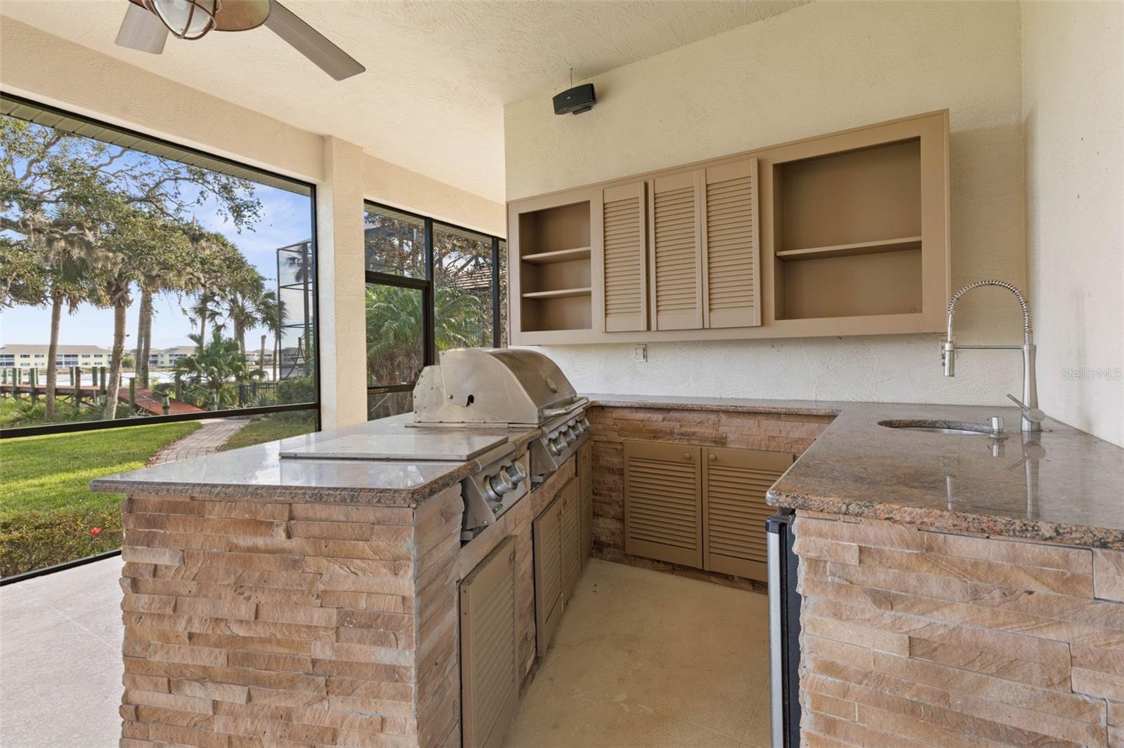 175 S RIVERWALK DR, PALM COAST, FL, 32137