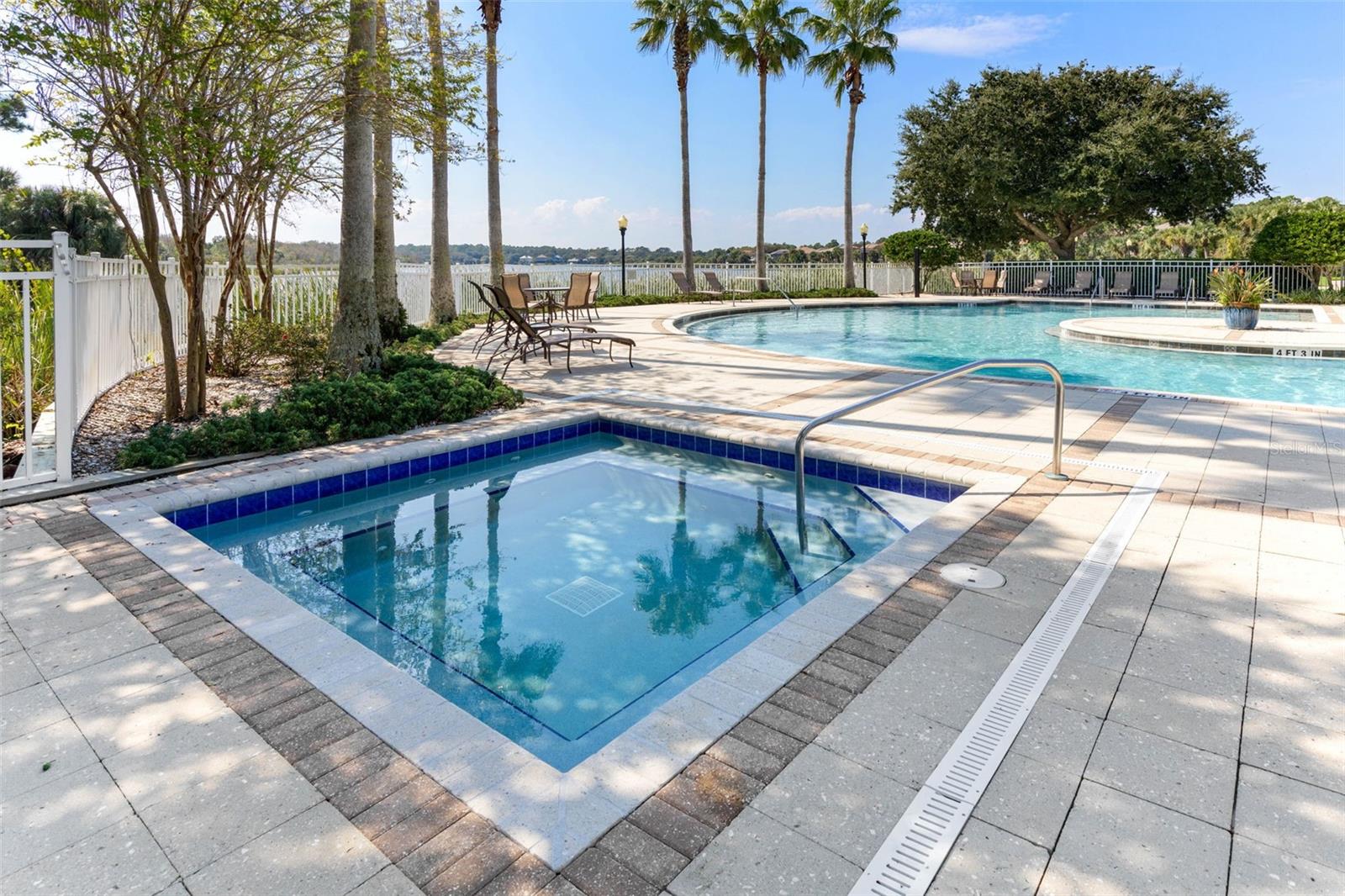 175 S RIVERWALK DR, PALM COAST, FL, 32137