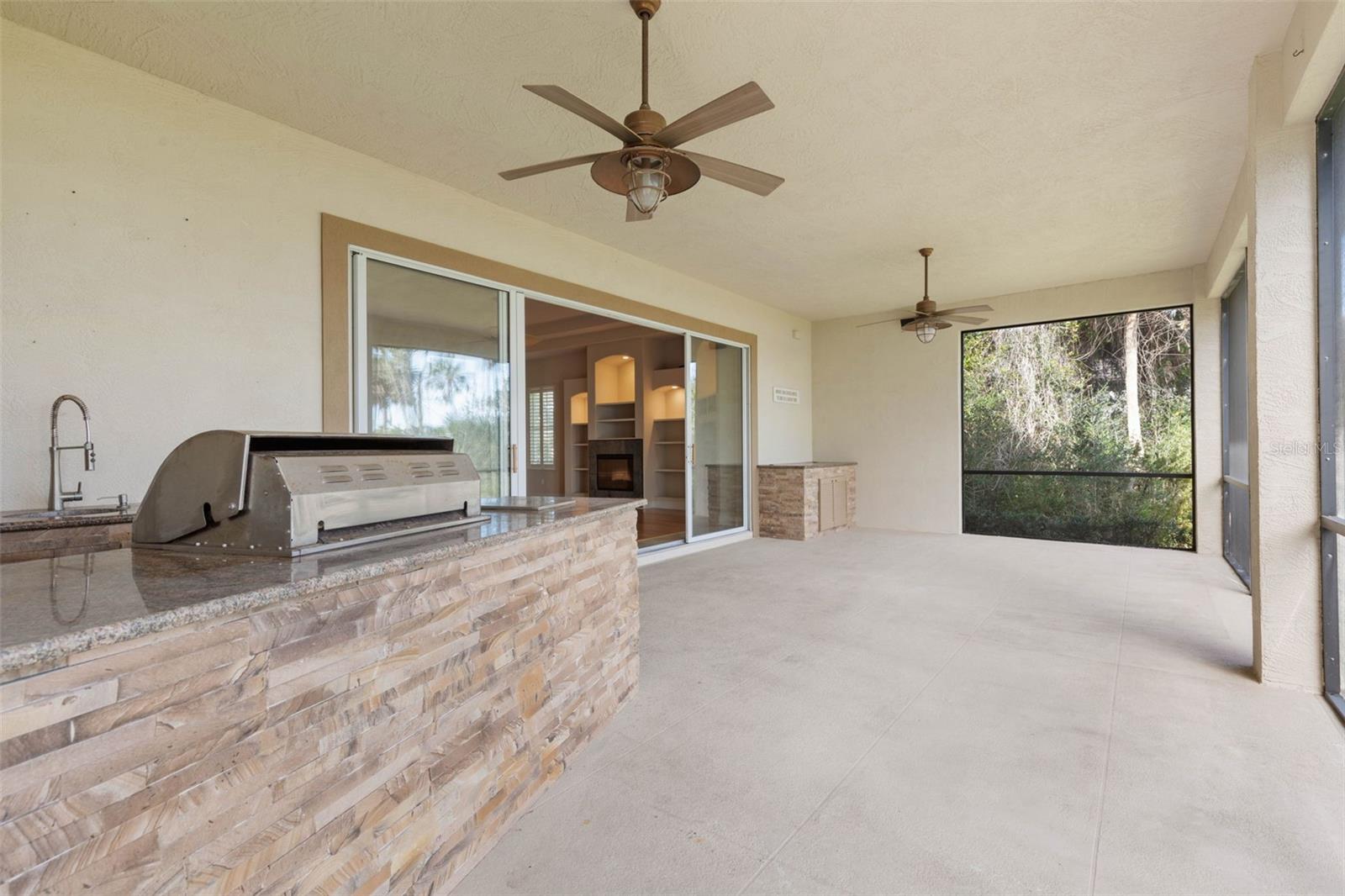 175 S RIVERWALK DR, PALM COAST, FL, 32137