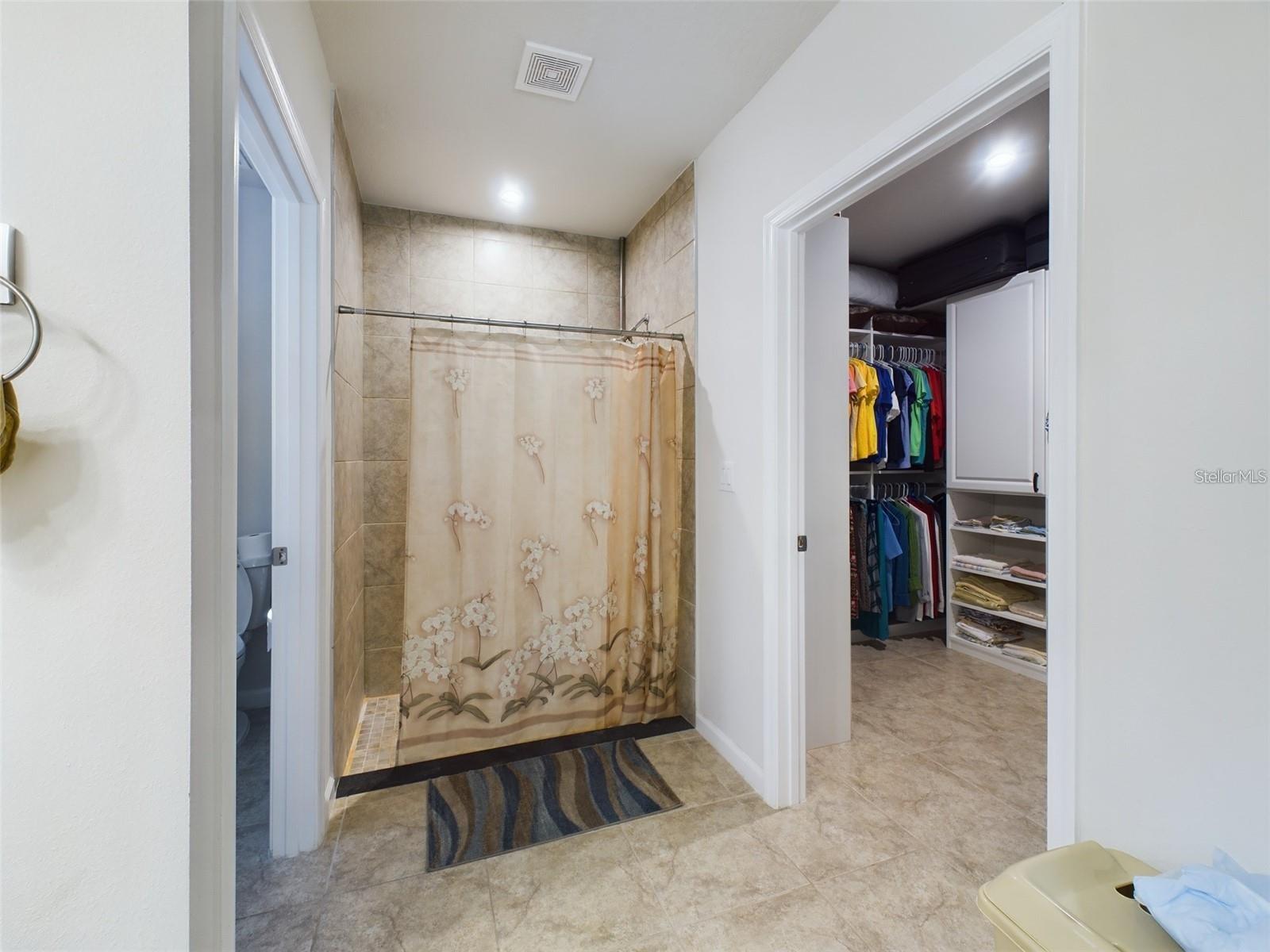 18292 HUNTERS MEADOW WALK, LAND O LAKES, FL, 34638