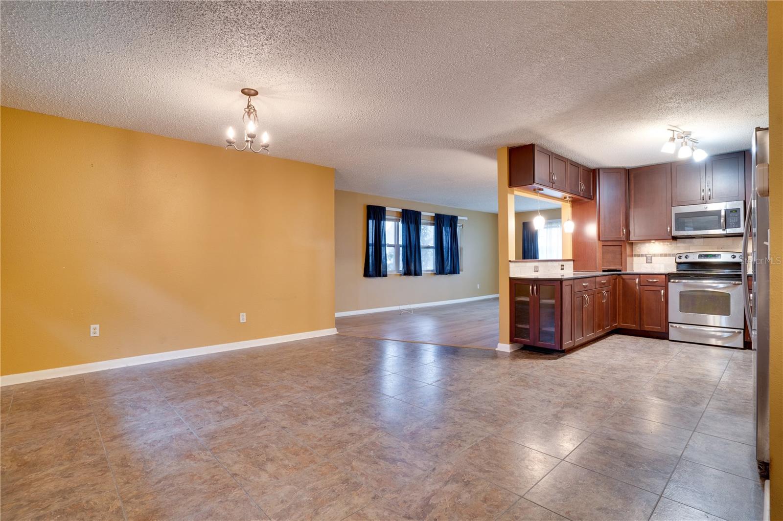 1901 N HIGHLAND AVE, CLEARWATER, FL, 33755