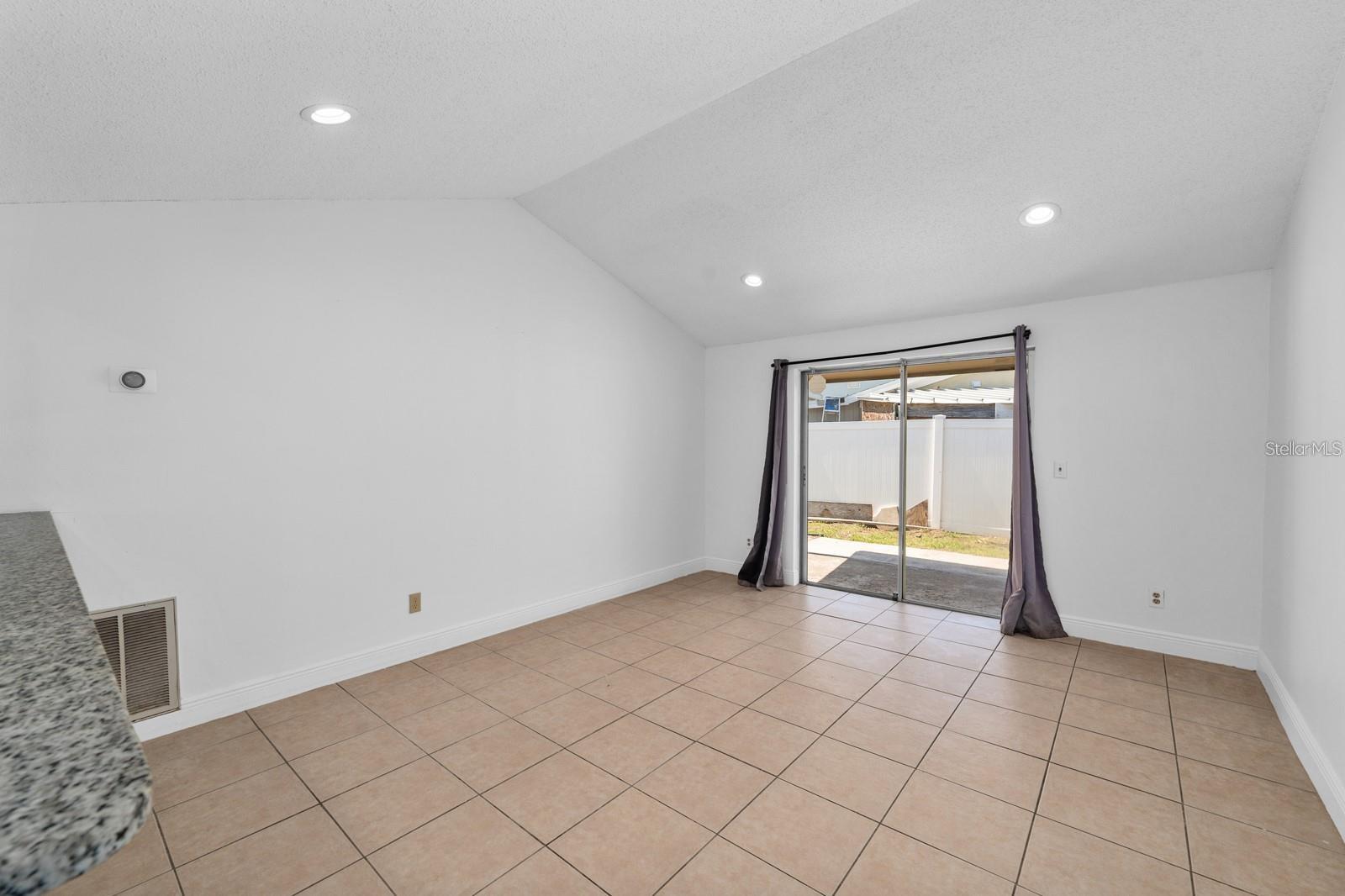 10217 TURTLE HILL CT, TAMPA, FL, 33615