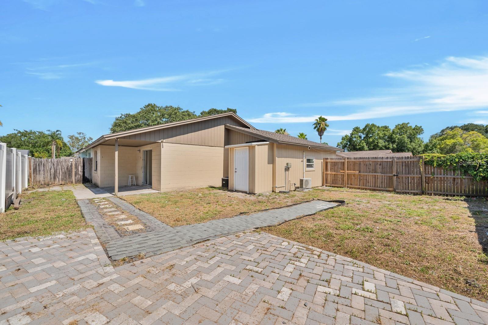 10217 TURTLE HILL CT, TAMPA, FL, 33615