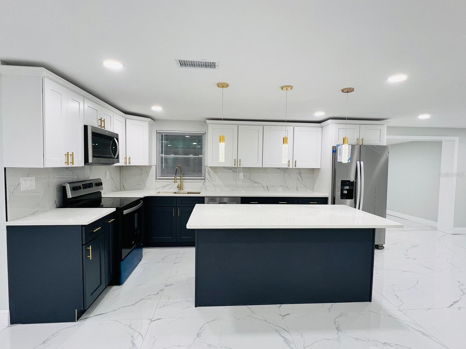 1019 LANDAU ST, HOLIDAY, FL, 34690