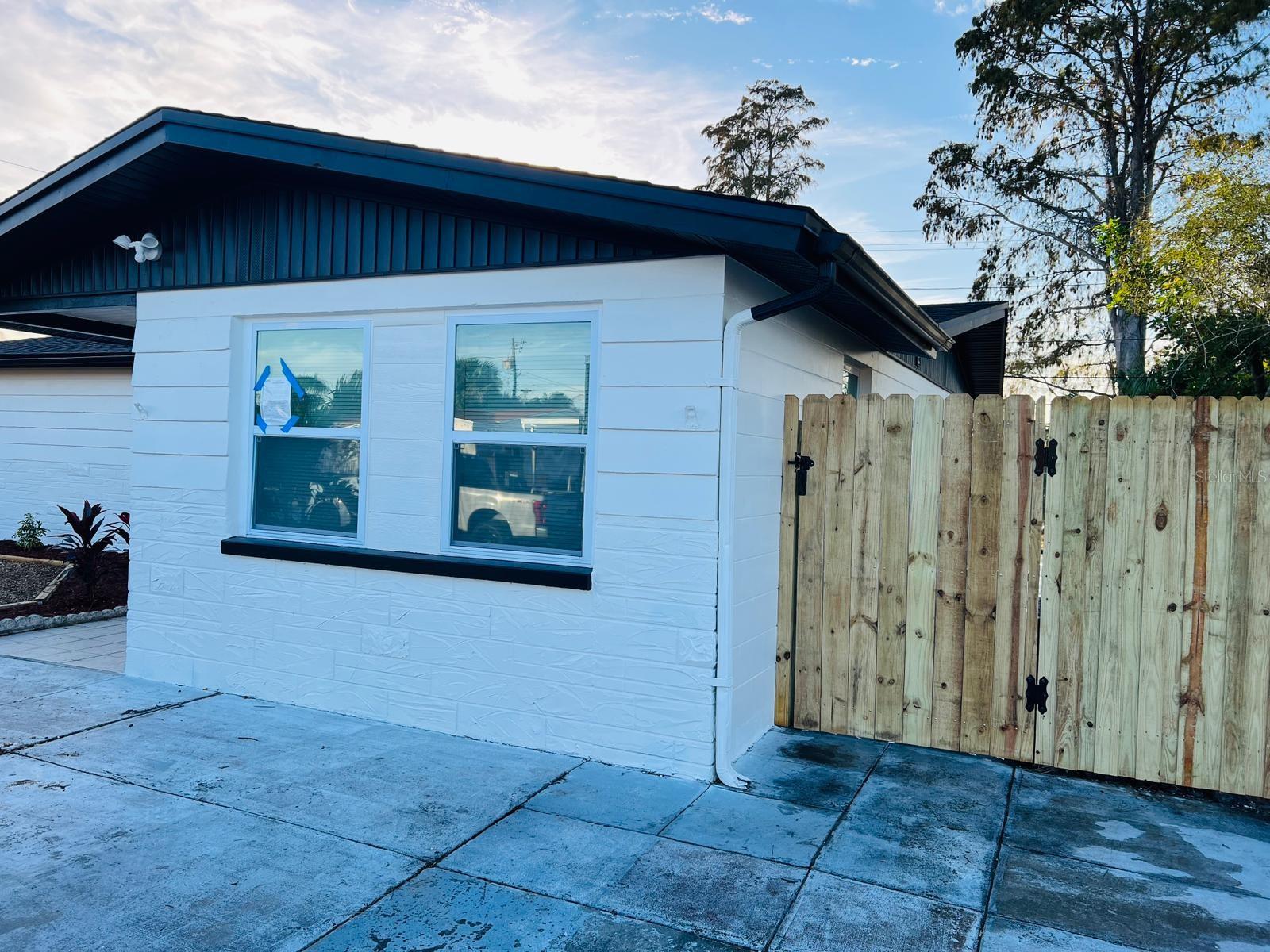1019 LANDAU ST, HOLIDAY, FL, 34690