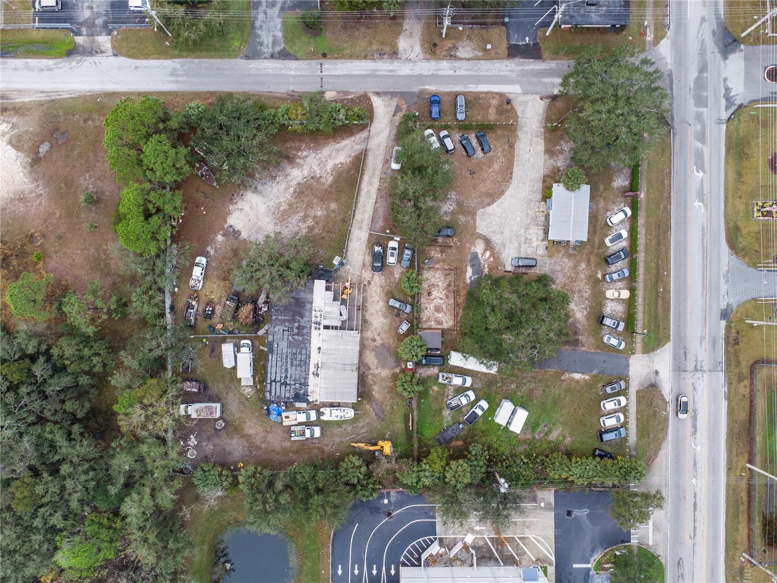 1421 GRIFFIN RD, LEESBURG, FL, 34748