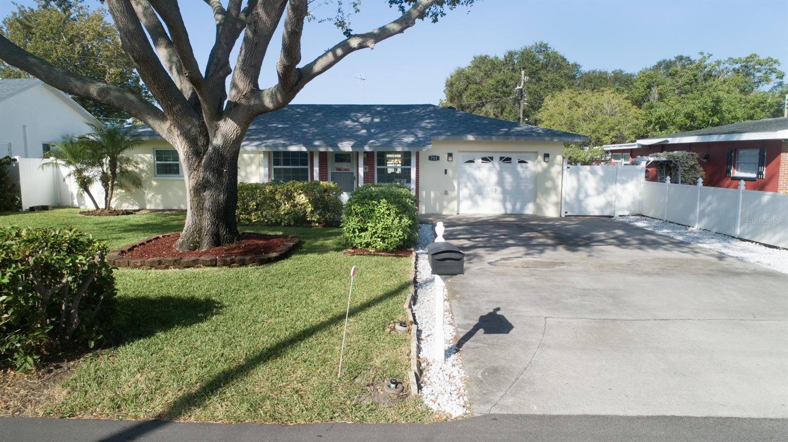 711 22ND ST SW, LARGO, FL, 33770