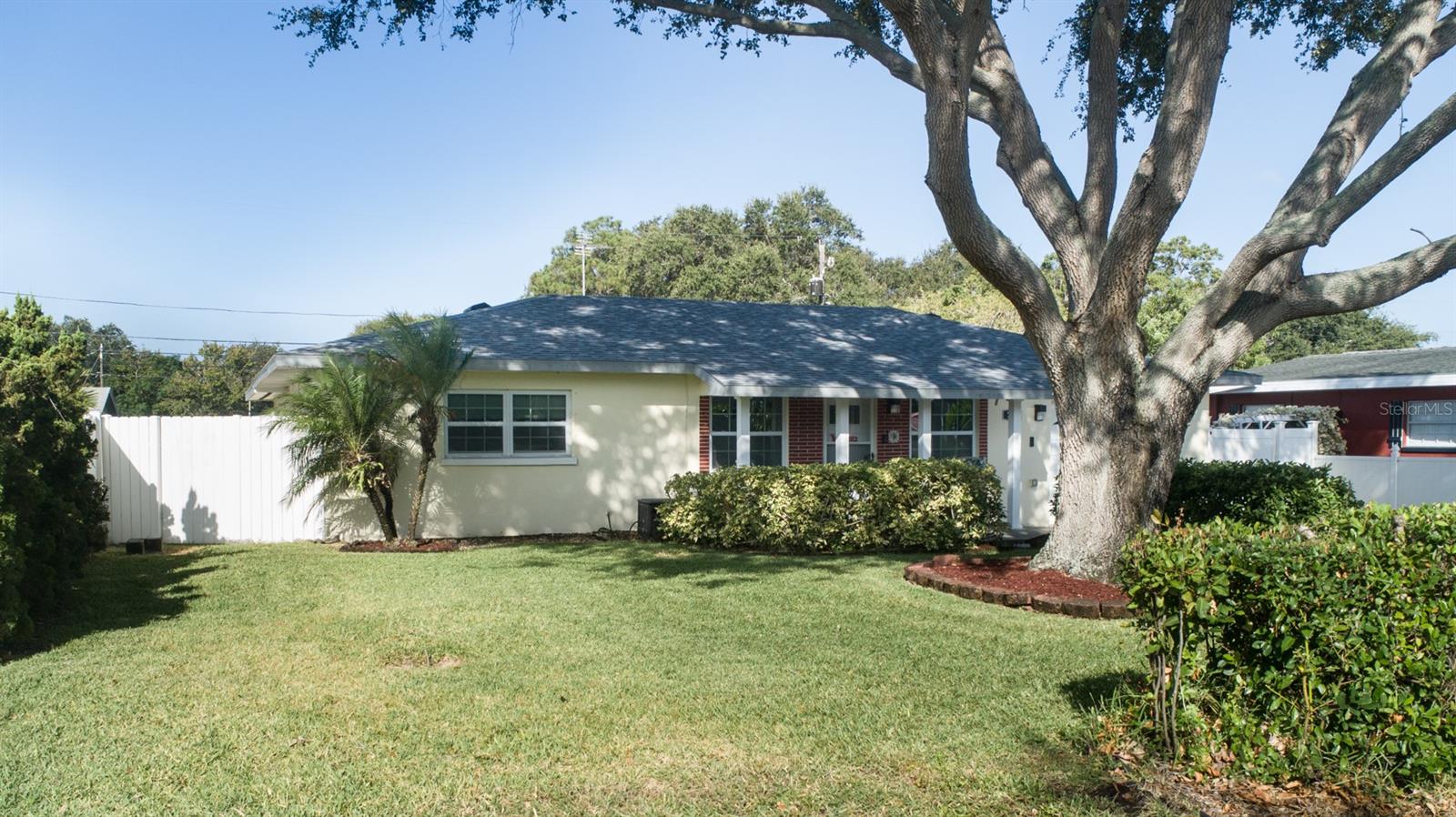 711 22ND ST SW, LARGO, FL, 33770