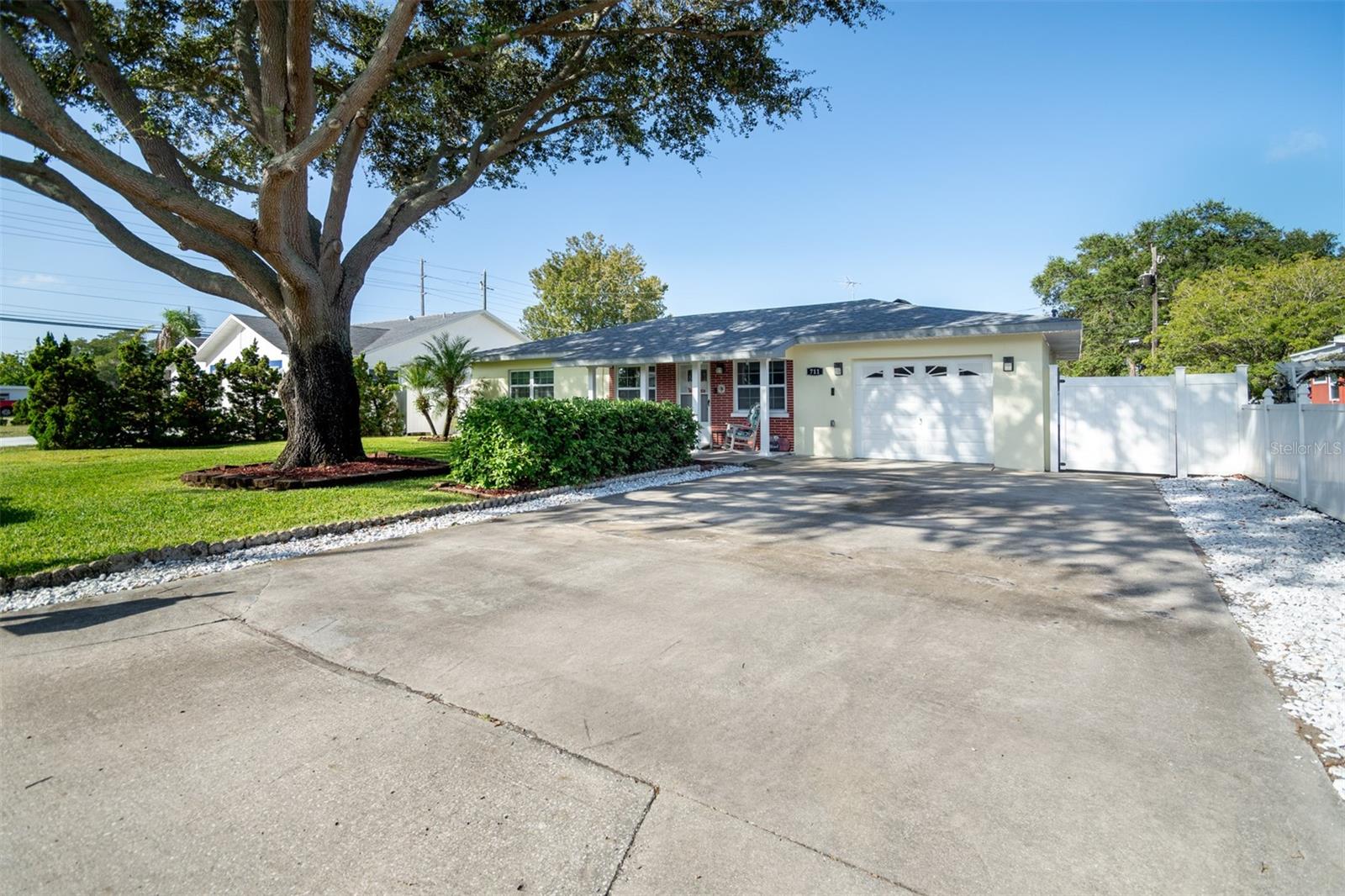 711 22ND ST SW, LARGO, FL, 33770