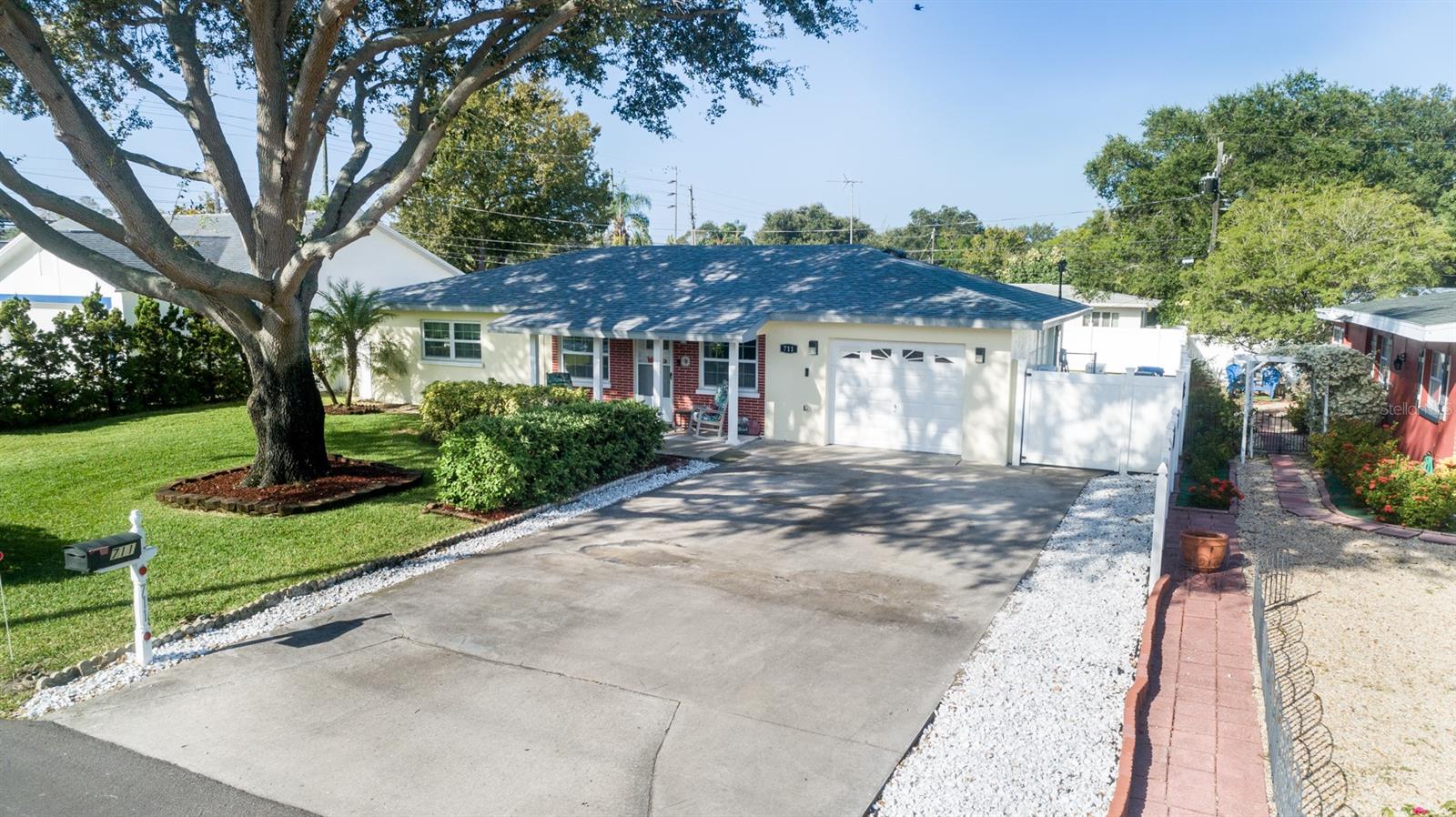 711 22ND ST SW, LARGO, FL, 33770