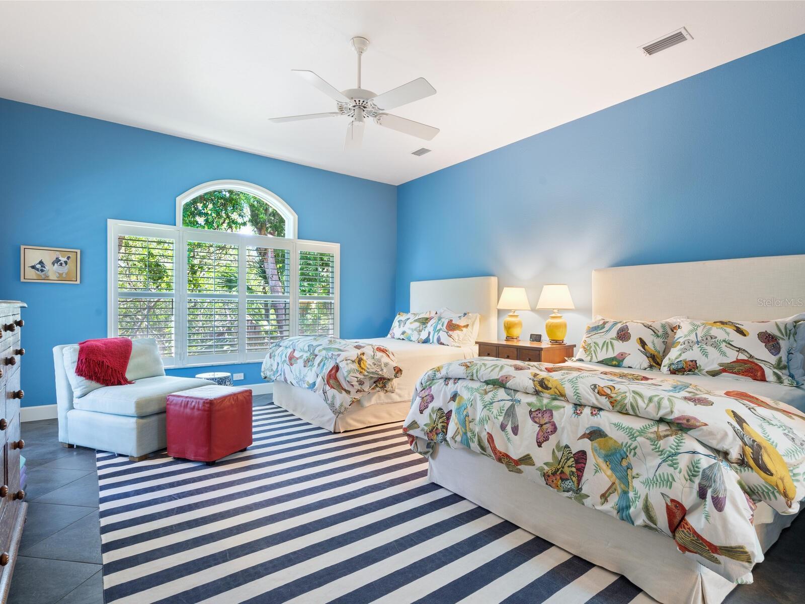 1701 STARLING DR, SARASOTA, FL, 34231