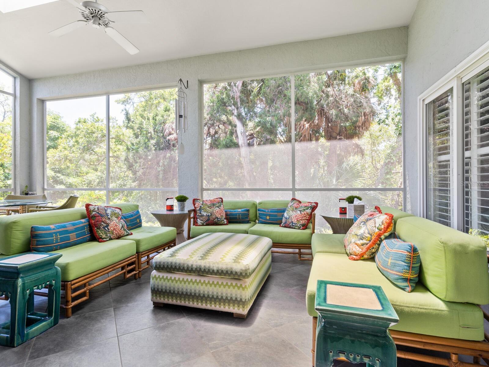 1701 STARLING DR, SARASOTA, FL, 34231