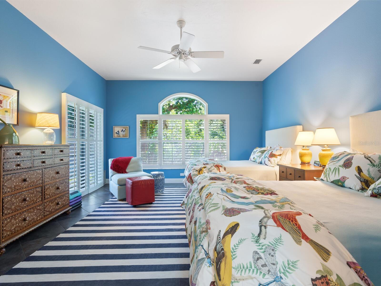 1701 STARLING DR, SARASOTA, FL, 34231
