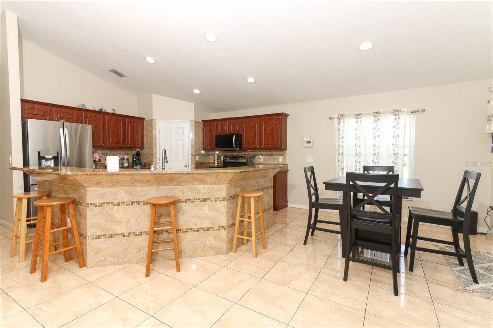 5200 SUNSET CANYON DR, KISSIMMEE, FL, 34758