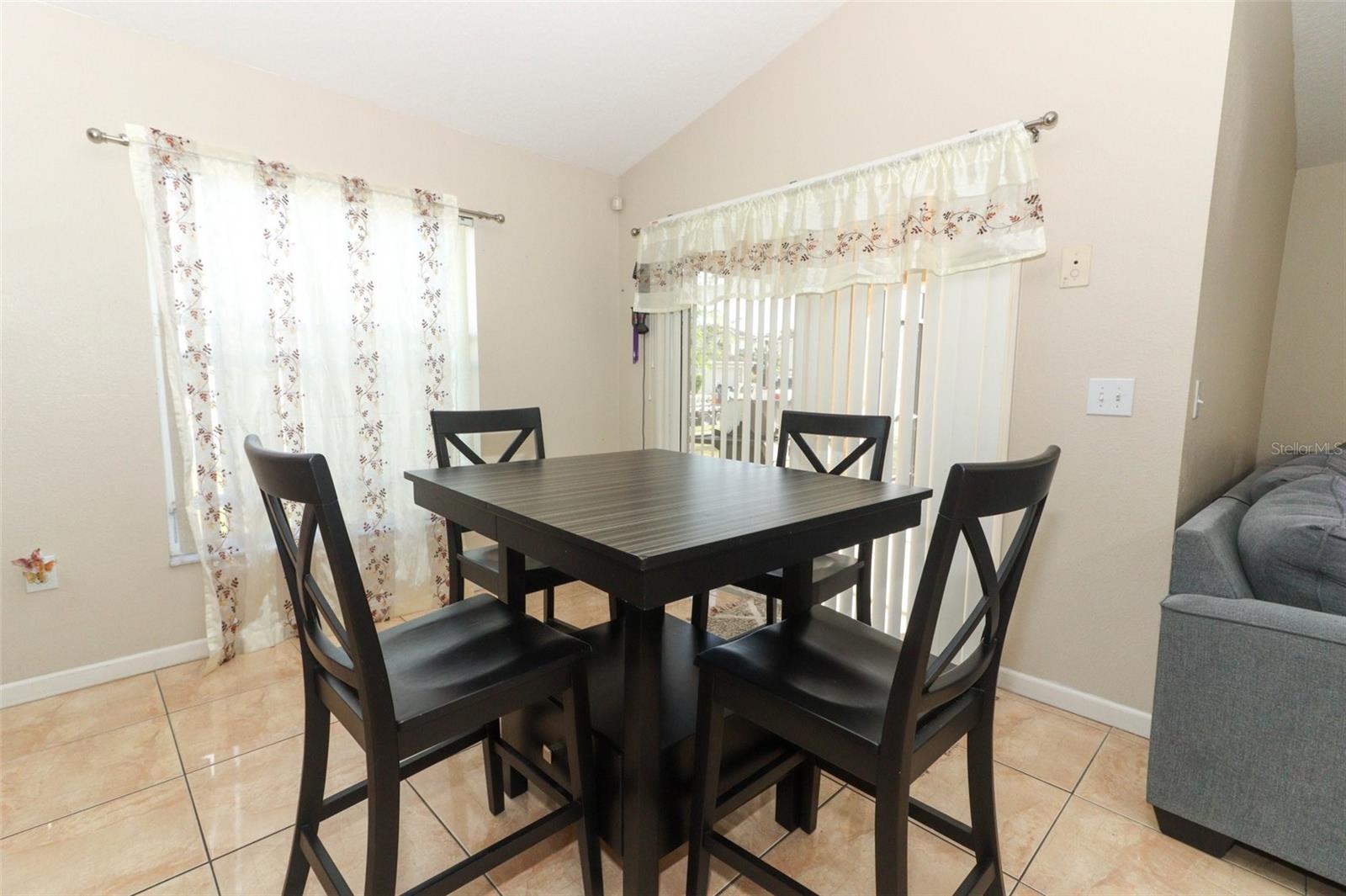 5200 SUNSET CANYON DR, KISSIMMEE, FL, 34758