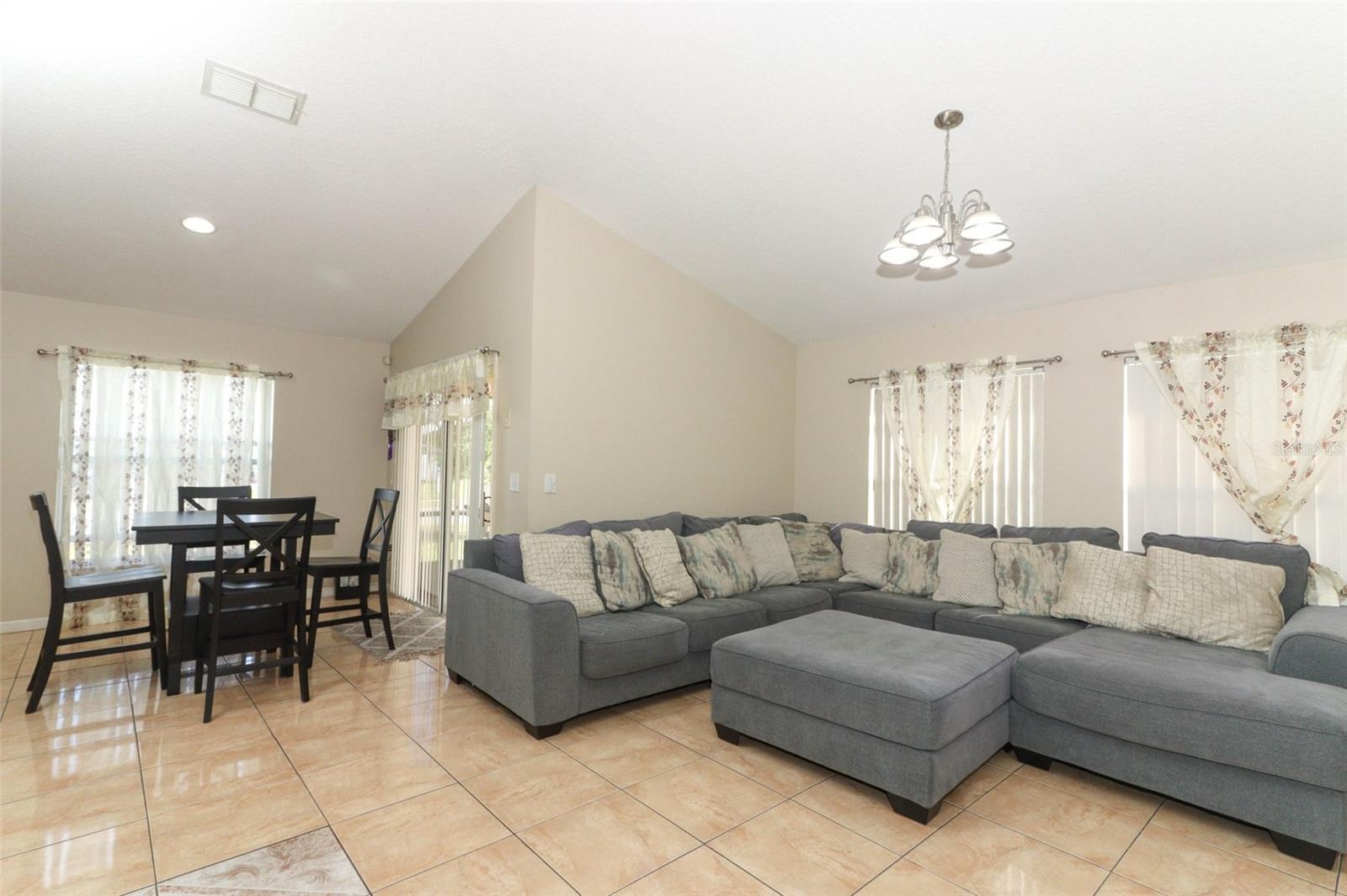 5200 SUNSET CANYON DR, KISSIMMEE, FL, 34758
