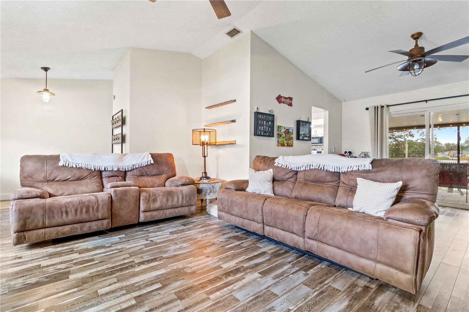 1307 WINDJAMMER PL, VALRICO, FL, 33594