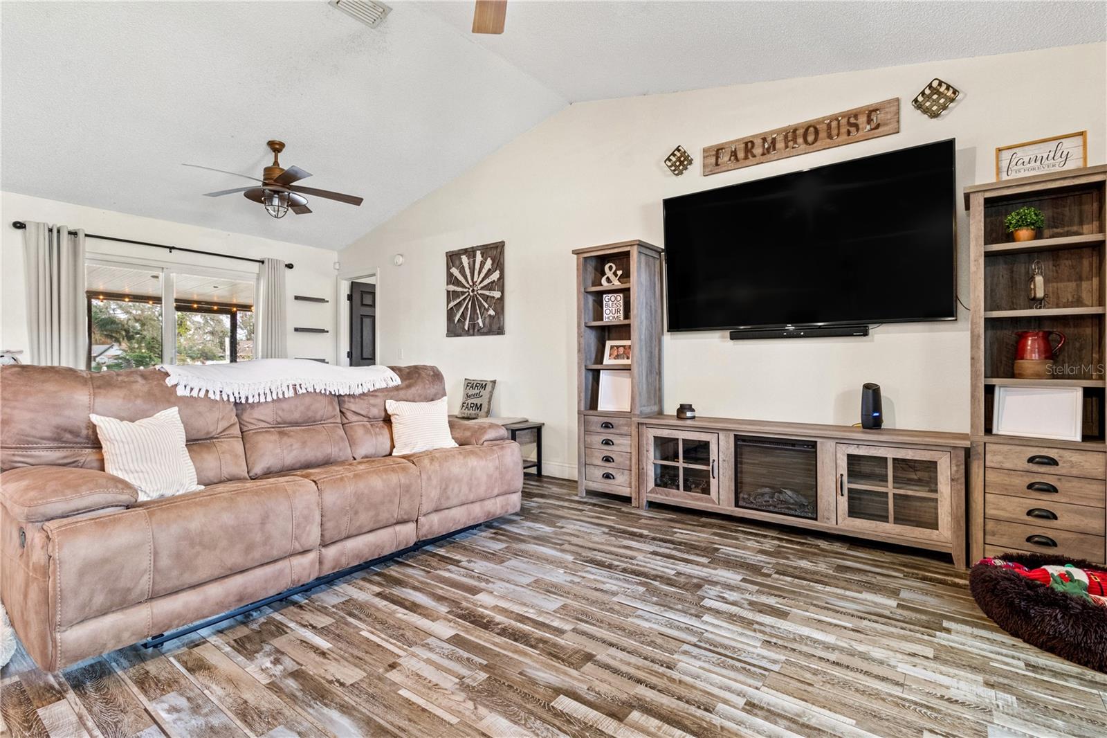 1307 WINDJAMMER PL, VALRICO, FL, 33594