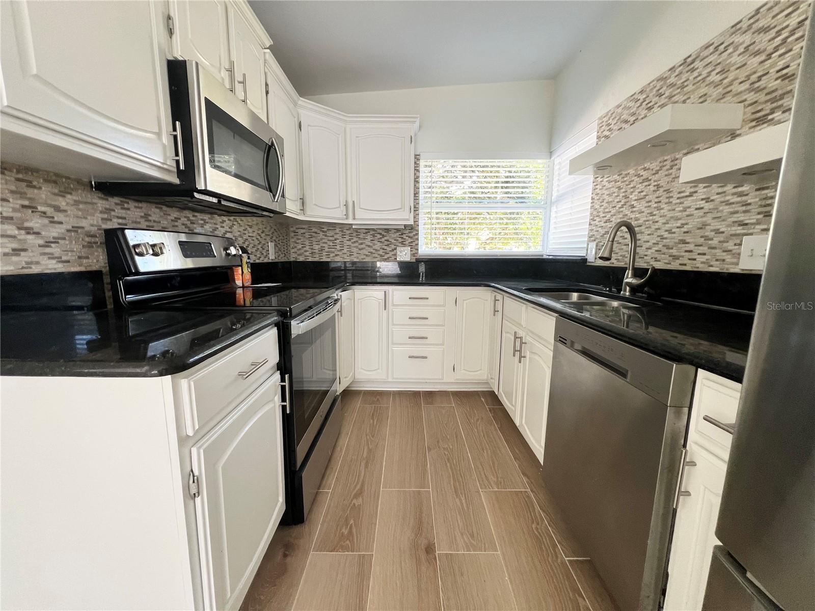 5037 LAKE HOWELL RD, WINTER PARK, FL, 32792