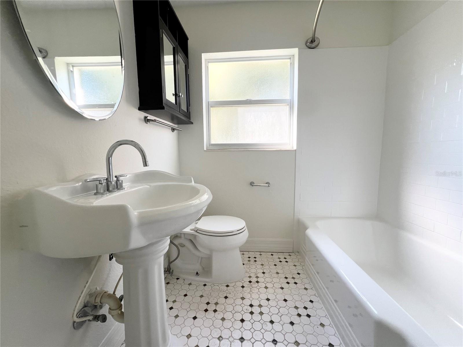 5037 LAKE HOWELL RD, WINTER PARK, FL, 32792