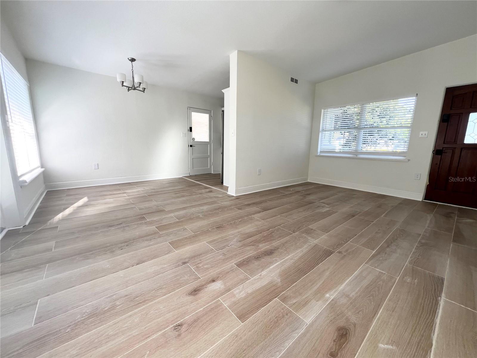 5037 LAKE HOWELL RD, WINTER PARK, FL, 32792
