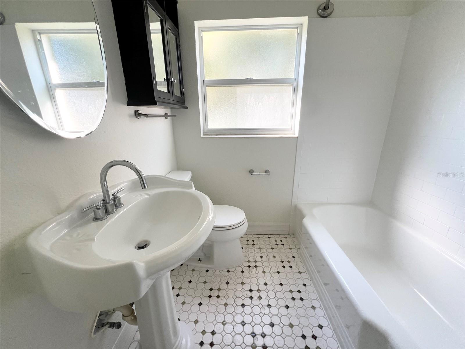 5037 LAKE HOWELL RD, WINTER PARK, FL, 32792