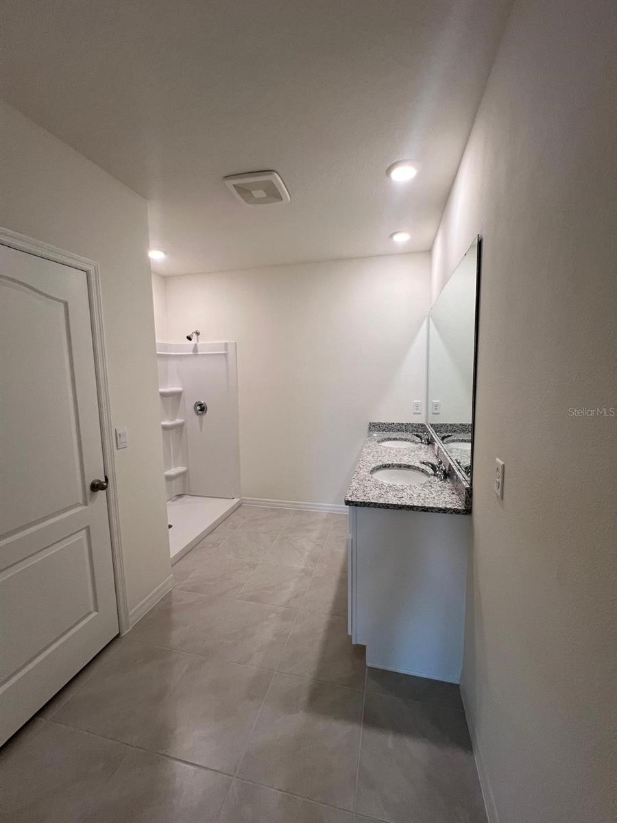 631 PARK PLACE BLVD, DAVENPORT, FL, 33837