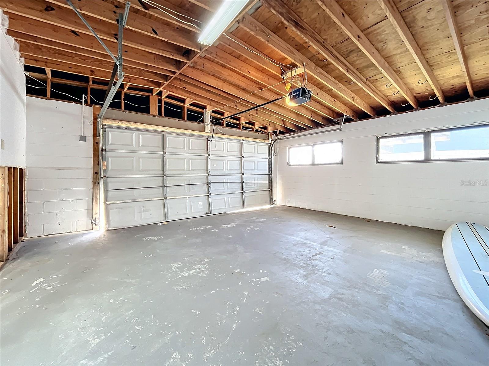 17030 DOLPHIN DR, NORTH REDINGTON BEACH, FL, 33708