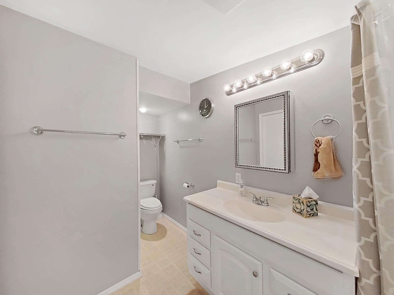 1750 FOX HILL DR, LAKELAND, FL, 33810