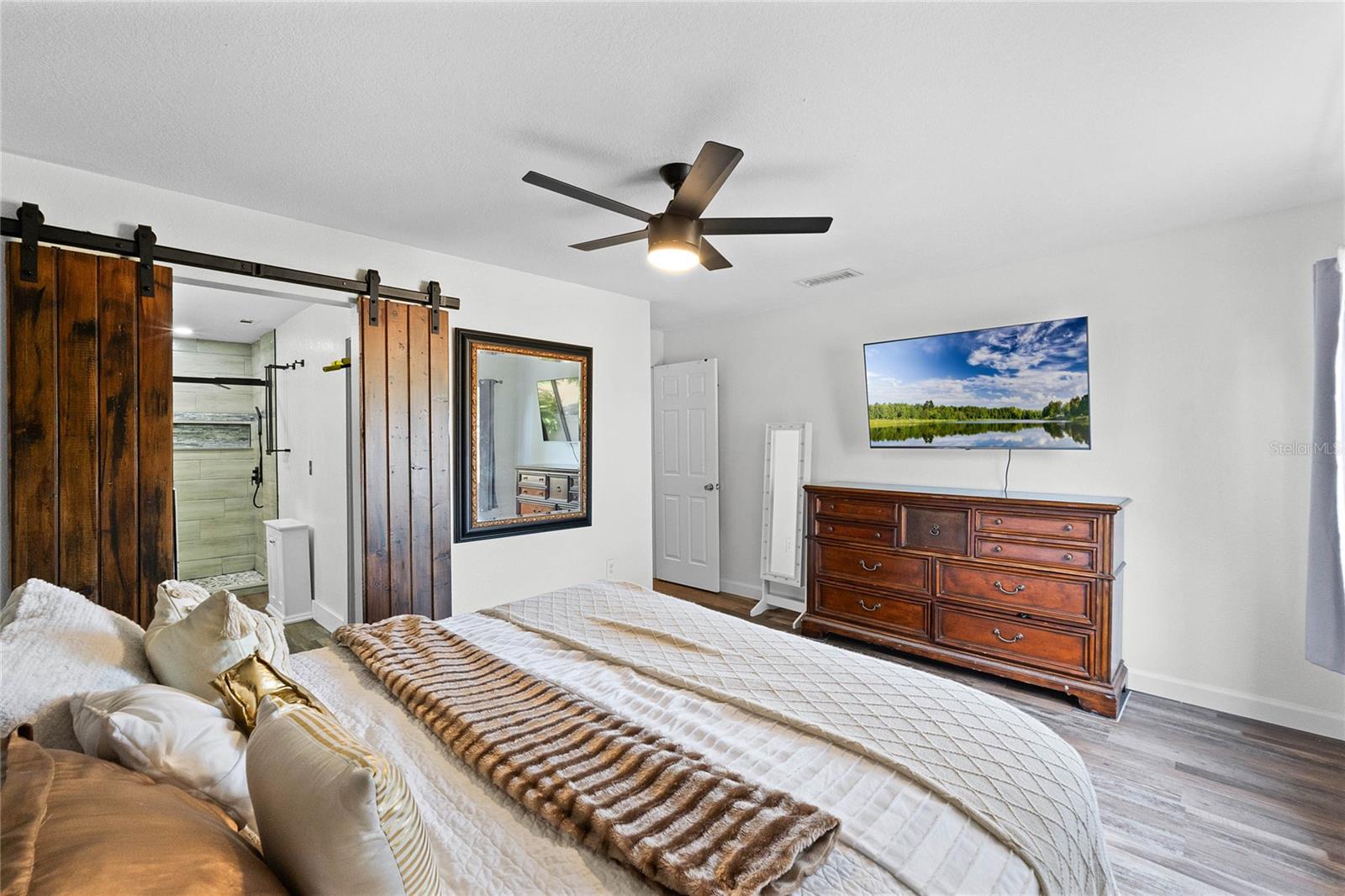 2216 GREENVIEW CIR, ORLANDO, FL, 32808