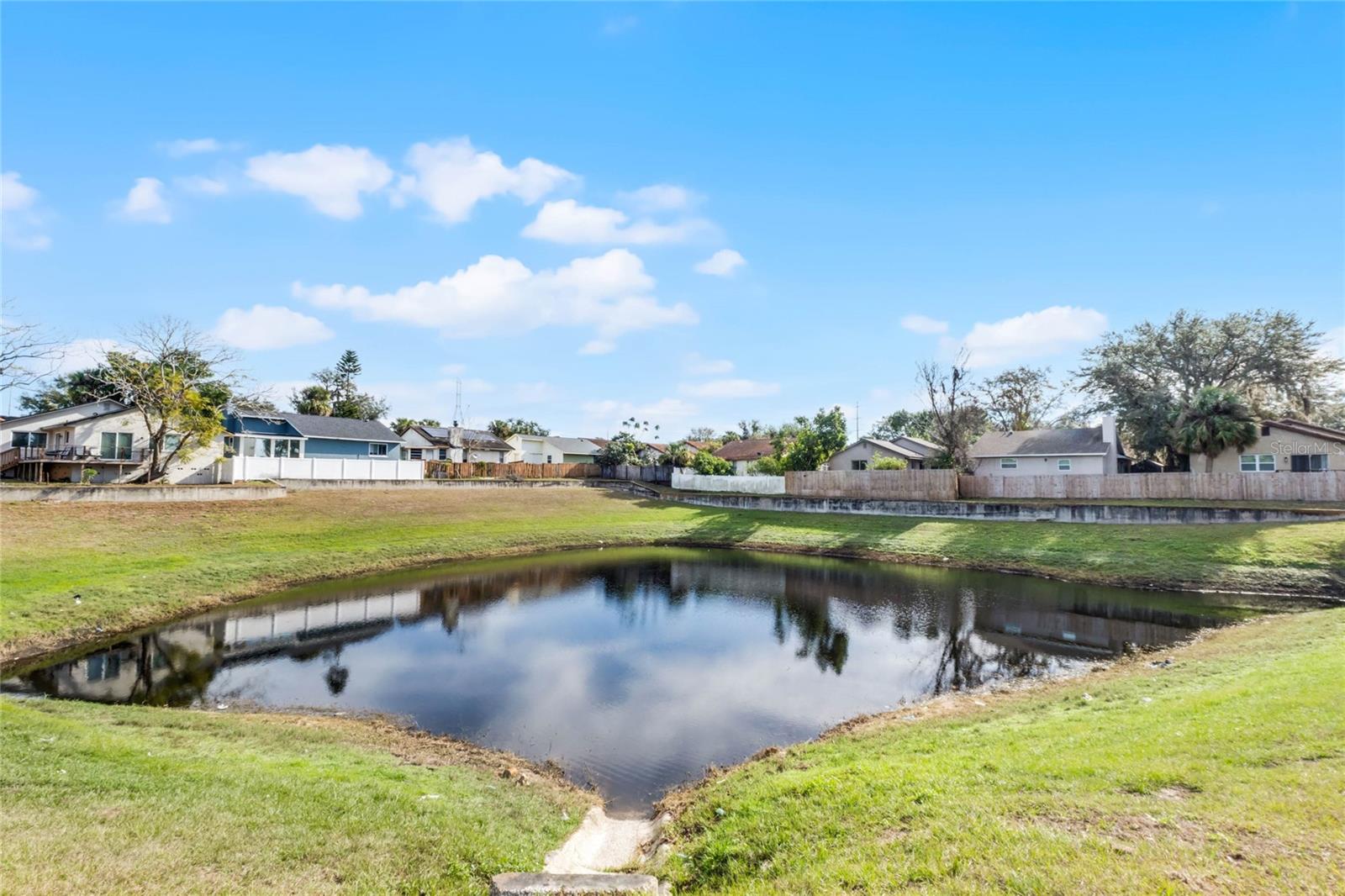 2216 GREENVIEW CIR, ORLANDO, FL, 32808
