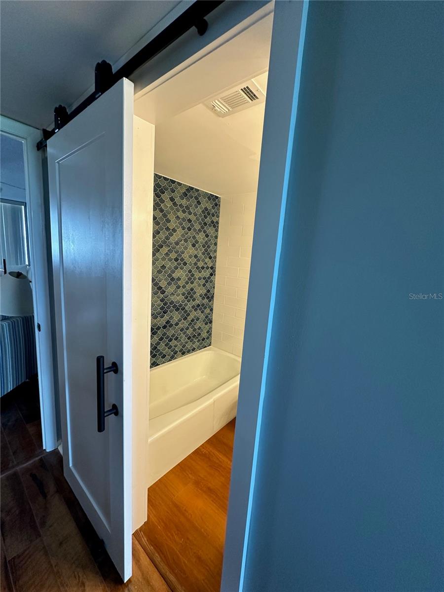 4895 BAY ST NE #207, ST PETERSBURG, FL, 33703