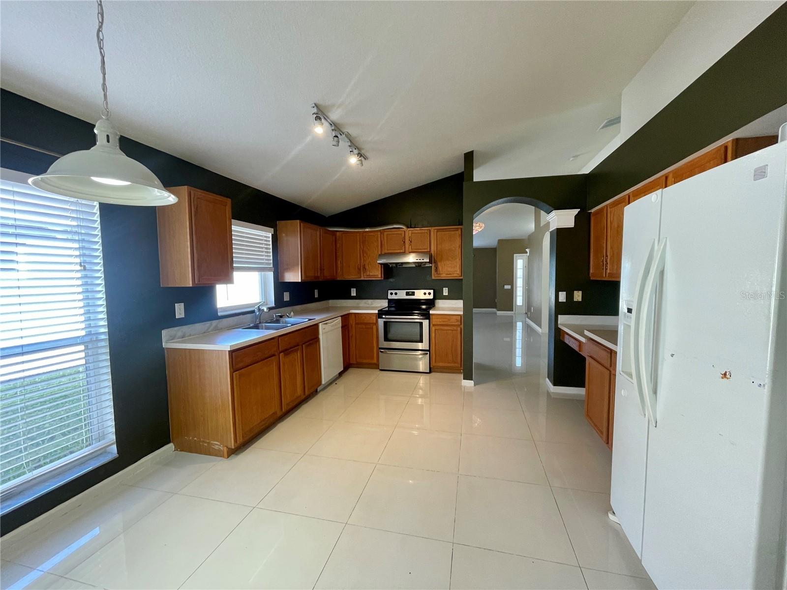 1031 SUMMER BREEZE DR, BRANDON, FL, 33511