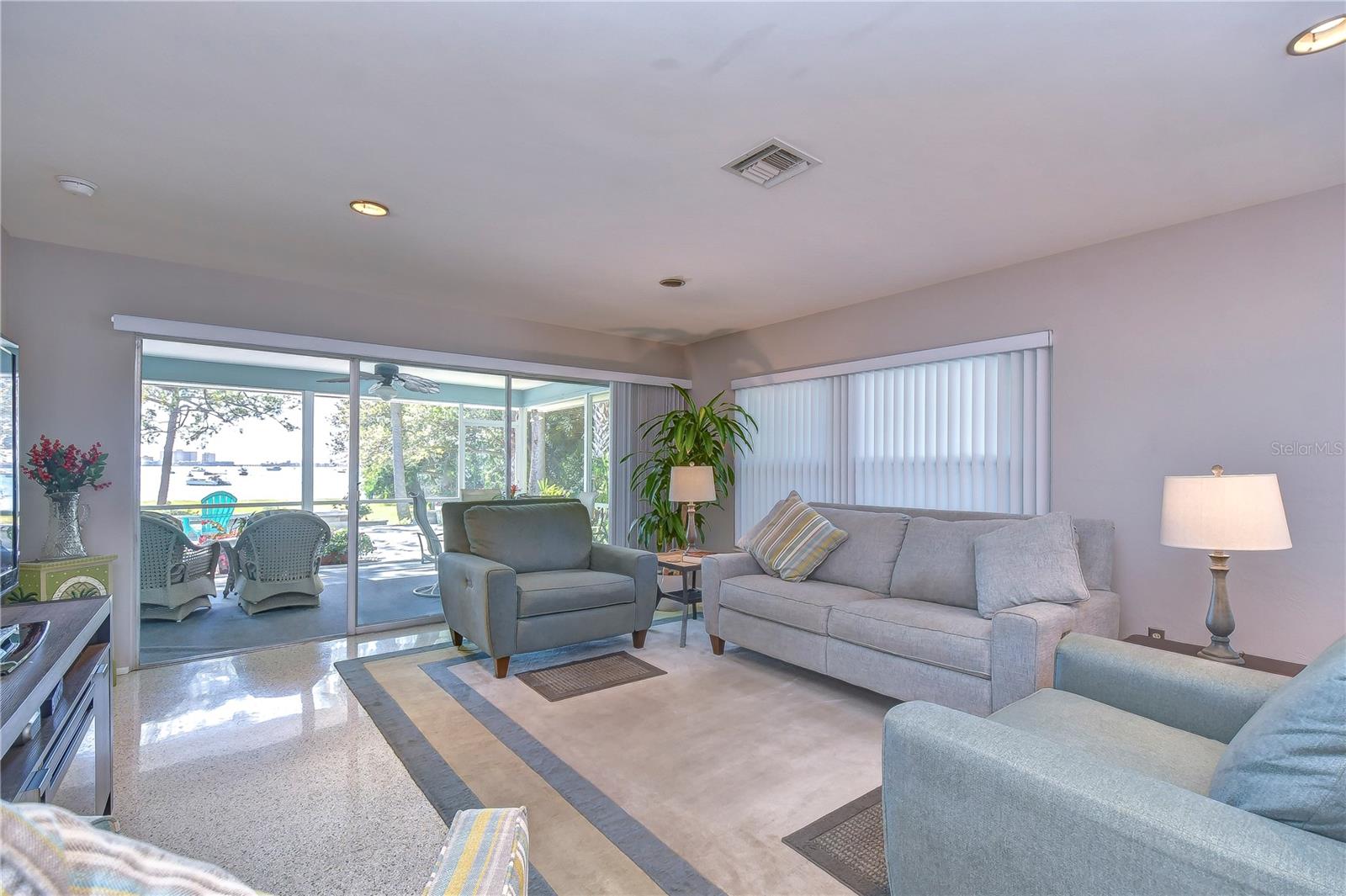 5240 31ST AVE S, GULFPORT, FL, 33707