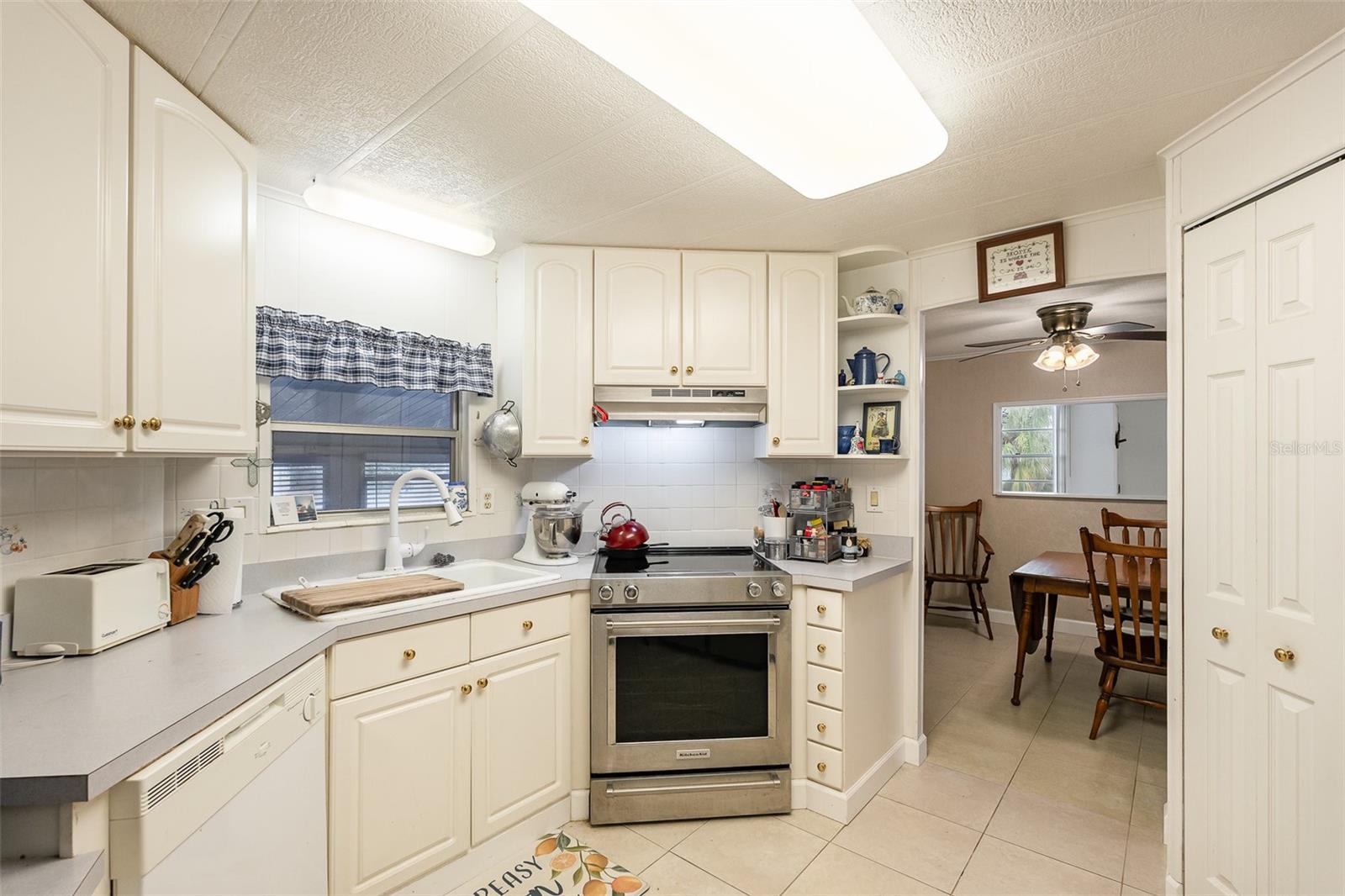 518 MARNIE CIR, MELBOURNE, FL, 32904