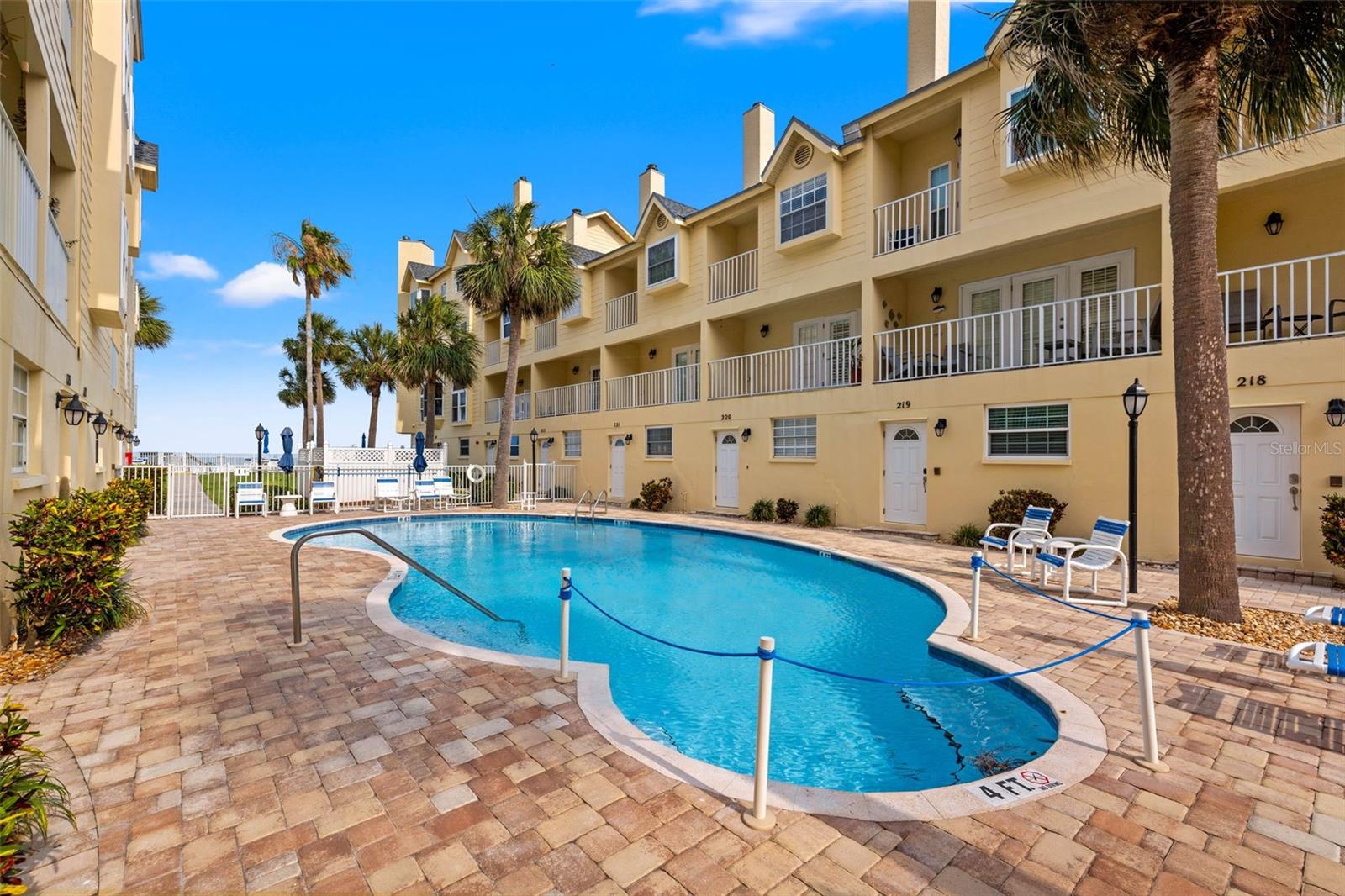 17960 GULF BLVD #115, REDINGTON SHORES, FL, 33708