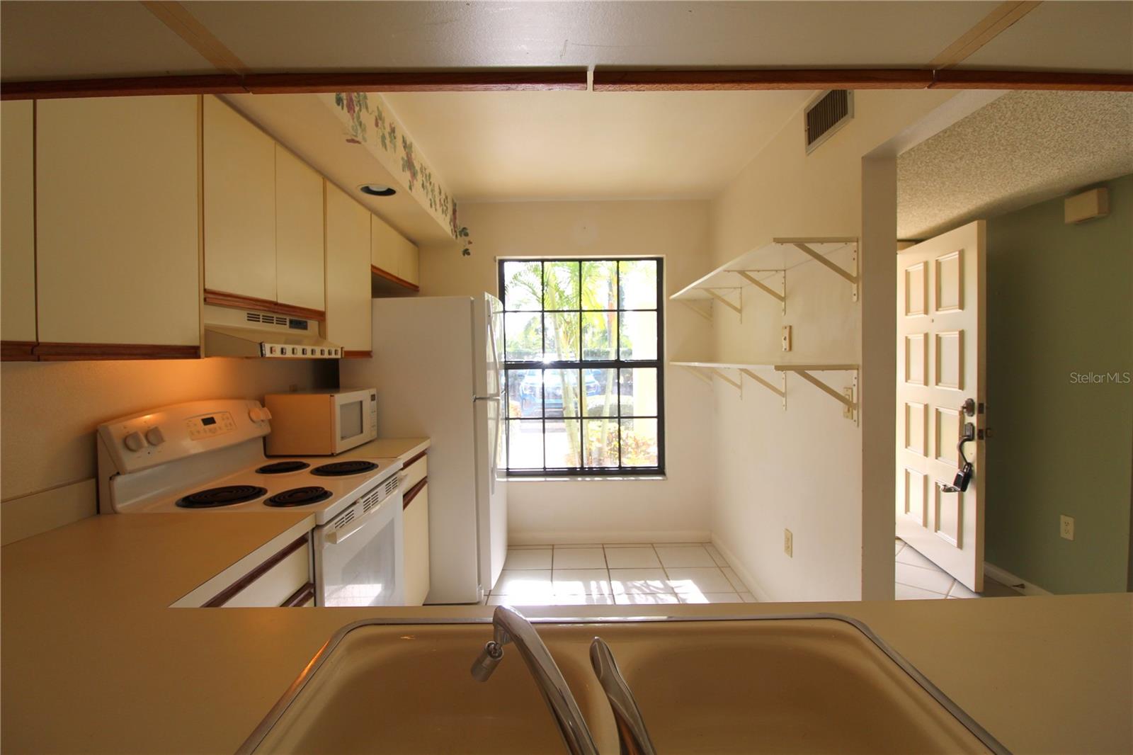 4713 WINSLOW BEACON #5, SARASOTA, FL, 34235