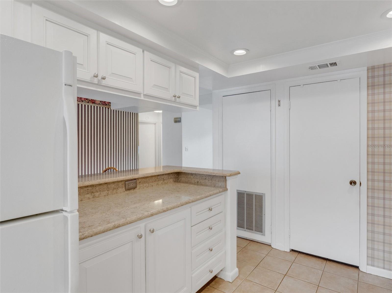 1130 N LAKE PARKER AVE #304A, LAKELAND, FL, 33805