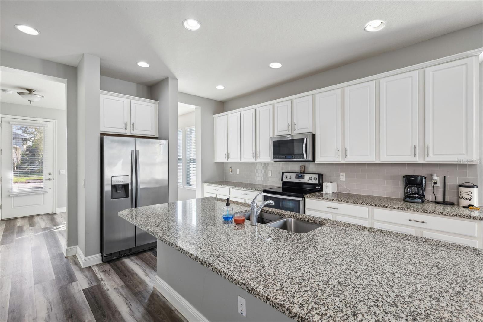 7230 MILESTONE DR, APOLLO BEACH, FL, 33572