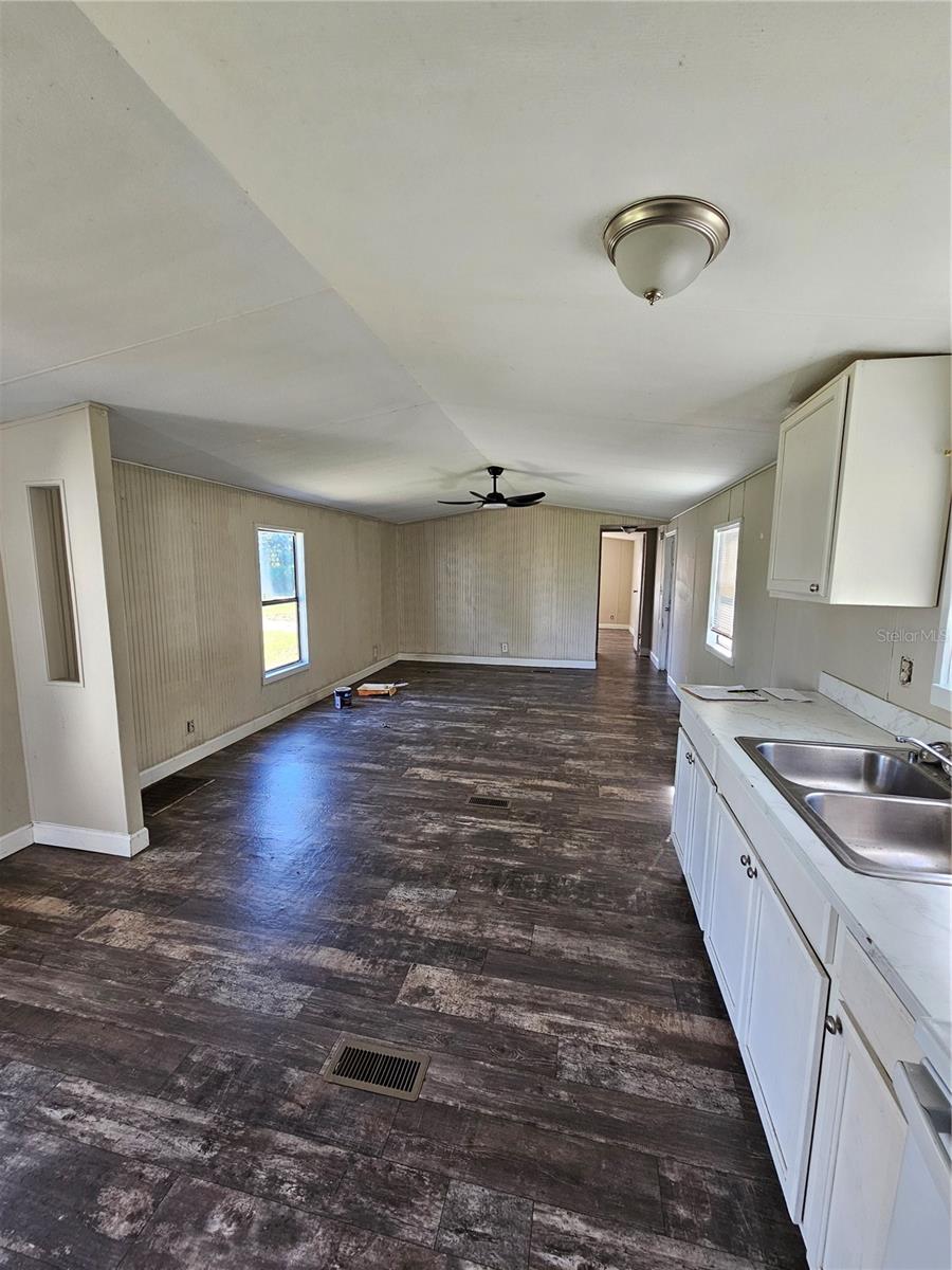 3245 E MAIN ST #11, LAKELAND, FL, 33807