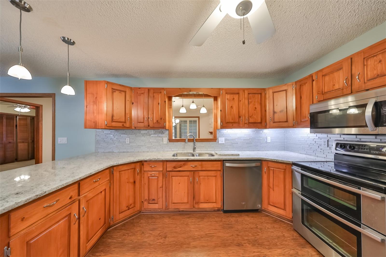 220 COLEMAN DR E, WINTER HAVEN, FL, 33884