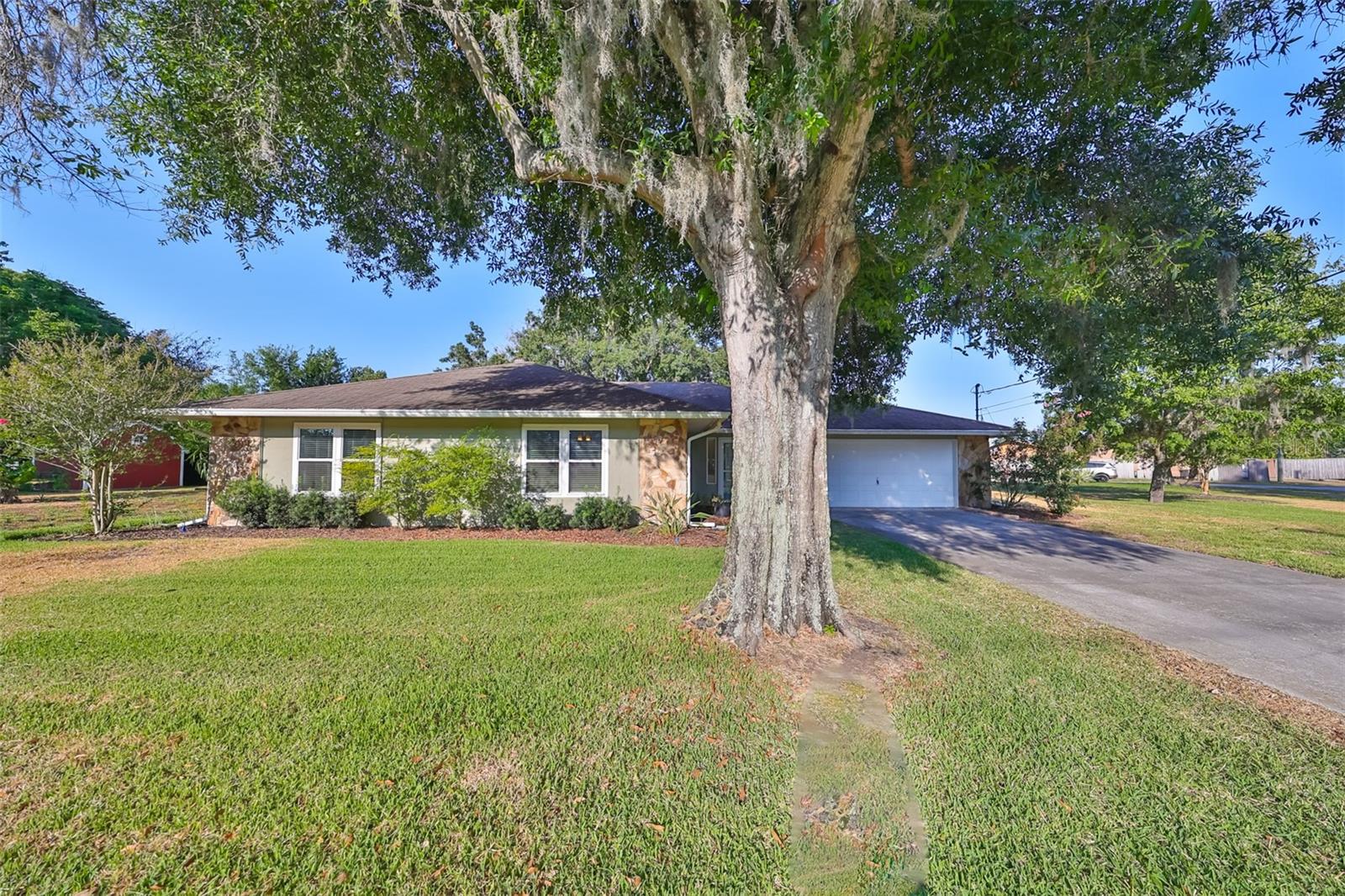 220 COLEMAN DR E, WINTER HAVEN, FL, 33884