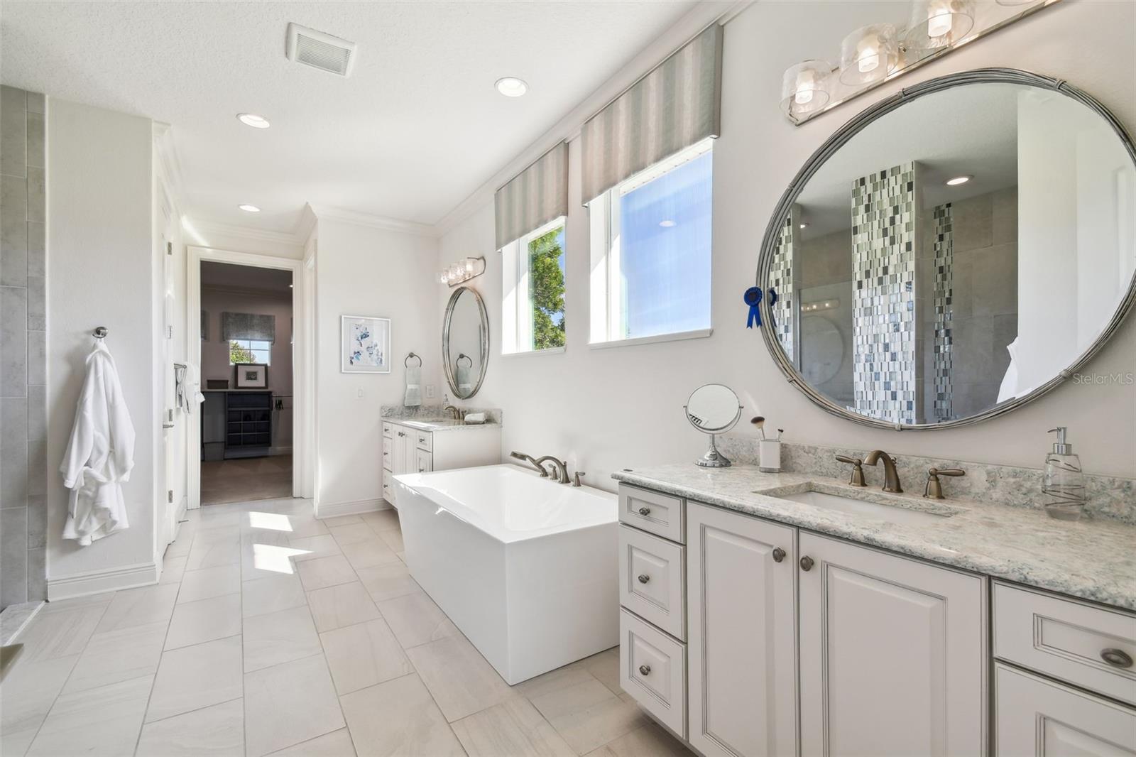 5333 LAKE VENICE DR, WIMAUMA, FL, 33598