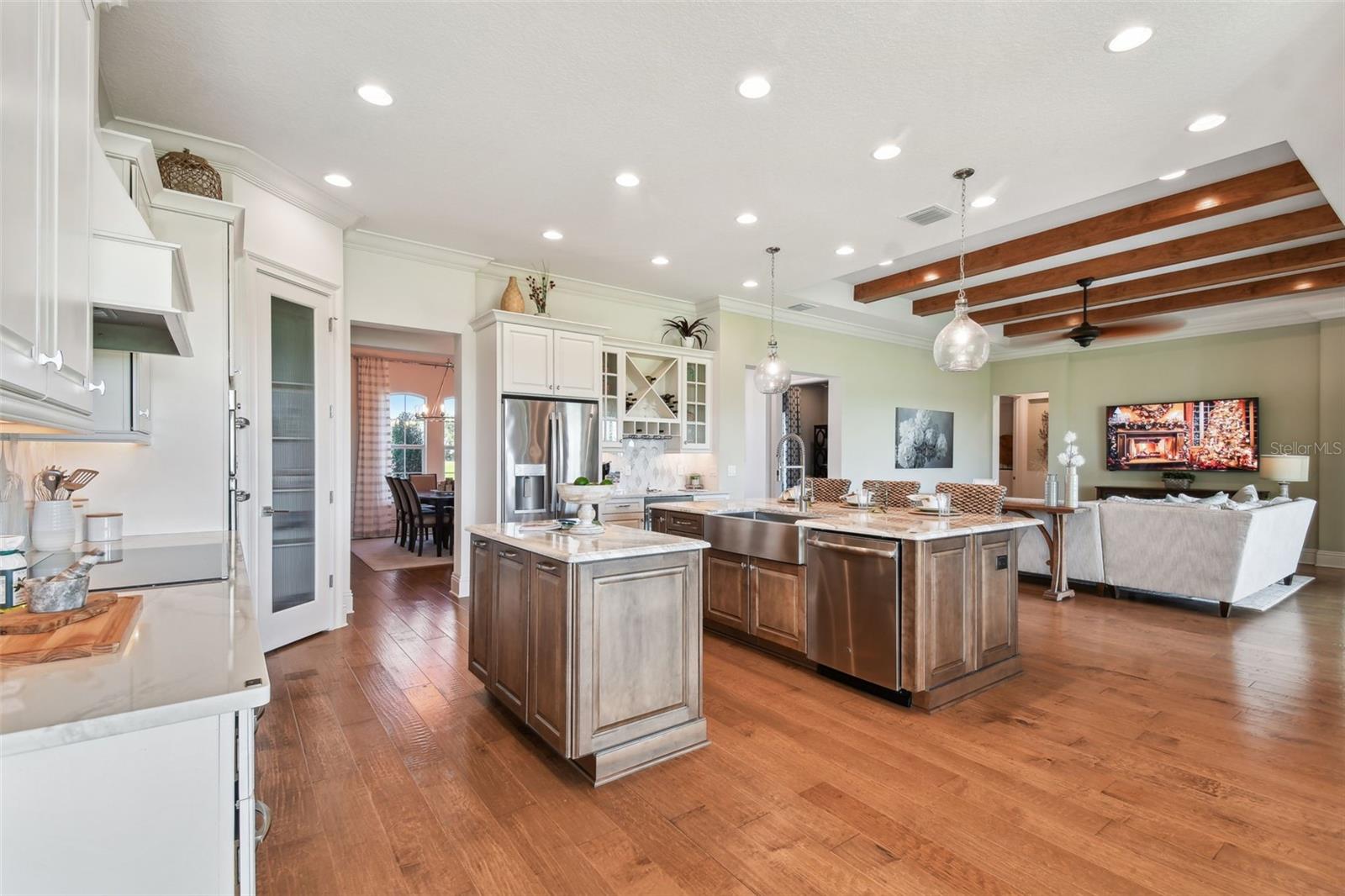 5333 LAKE VENICE DR, WIMAUMA, FL, 33598
