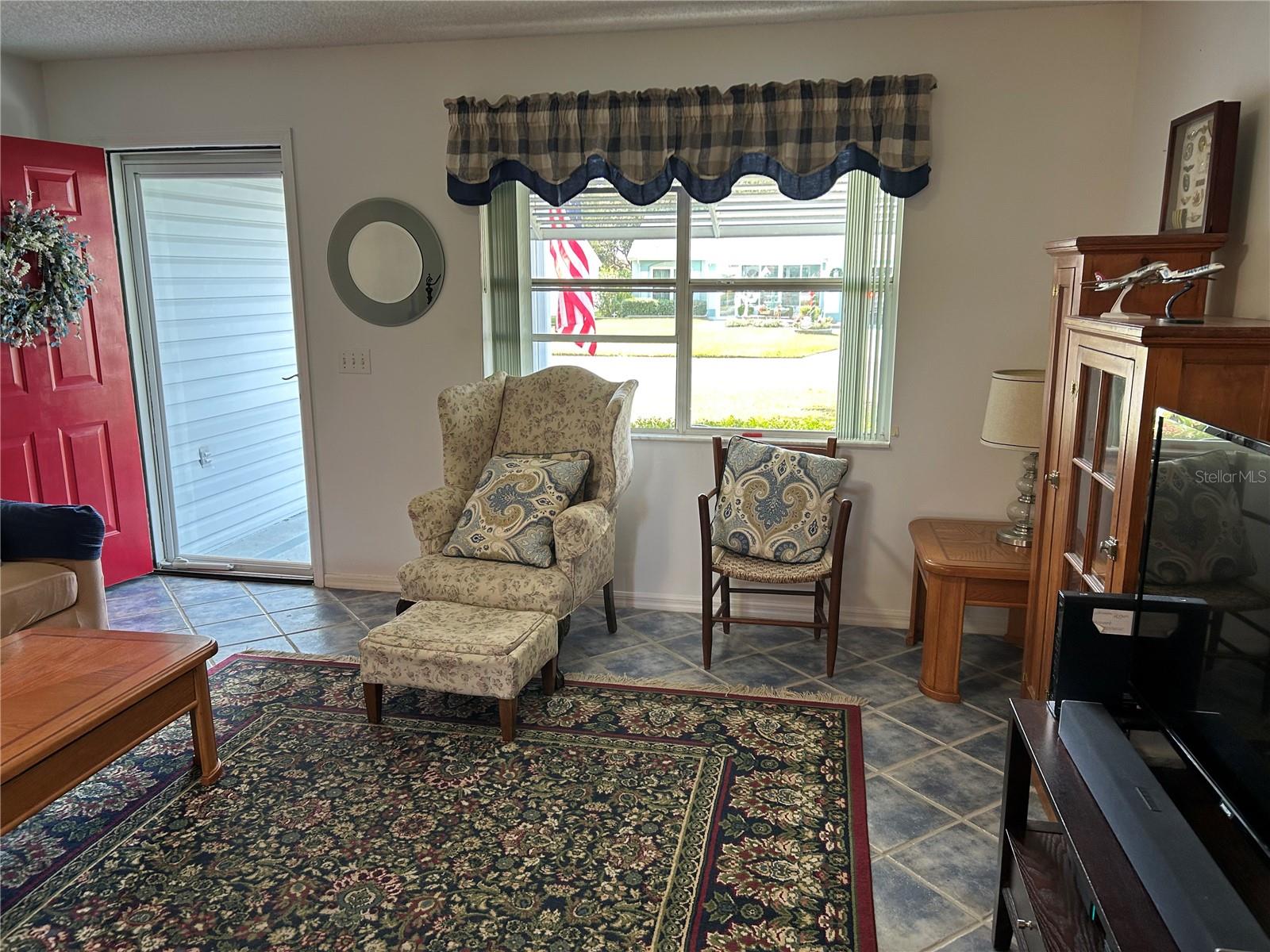 831 RAMOS DR, LADY LAKE, FL, 32159