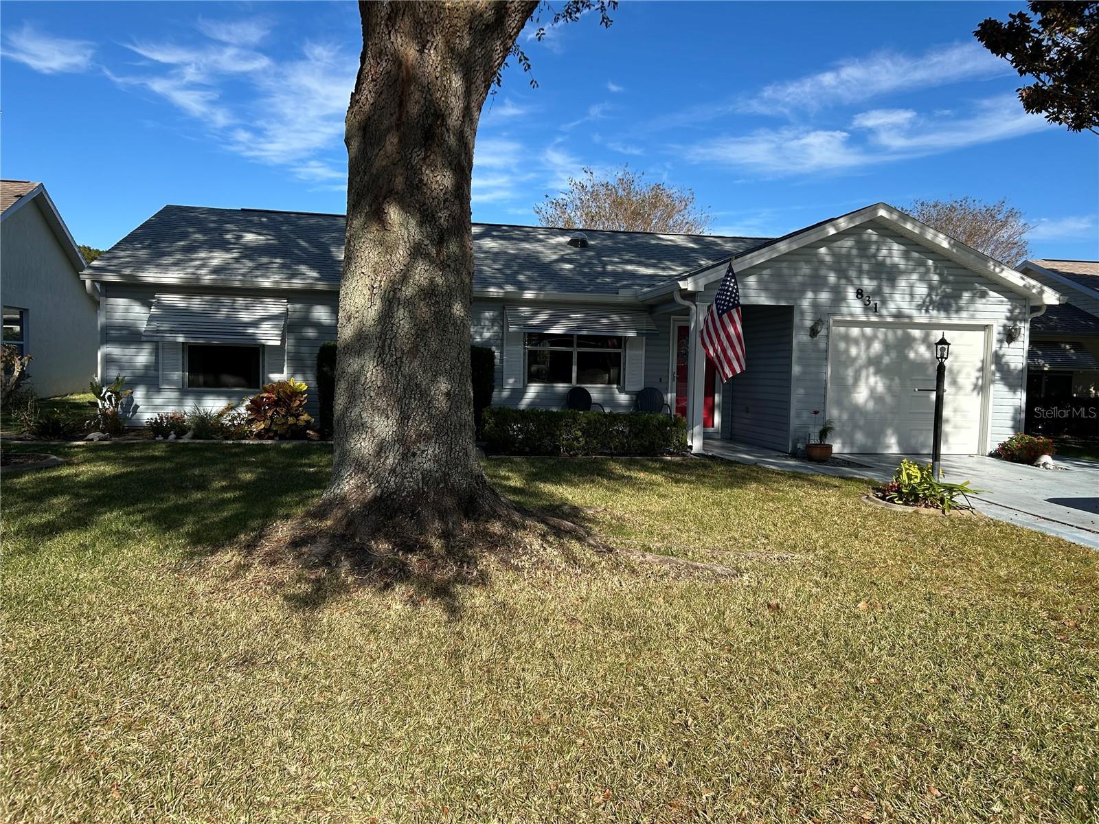 831 RAMOS DR, LADY LAKE, FL, 32159