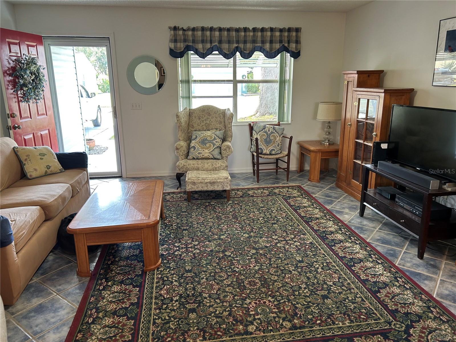 831 RAMOS DR, LADY LAKE, FL, 32159