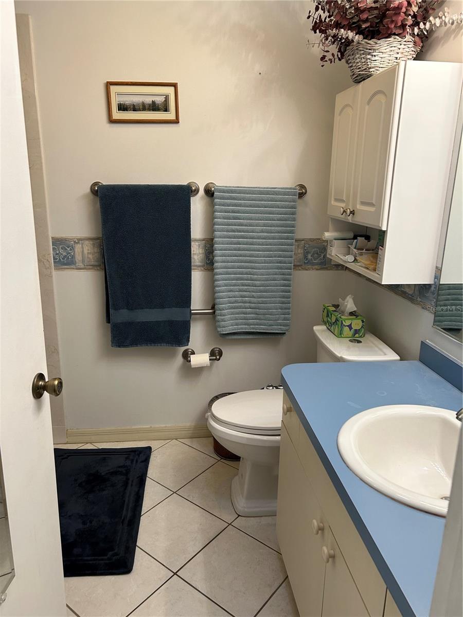 831 RAMOS DR, LADY LAKE, FL, 32159