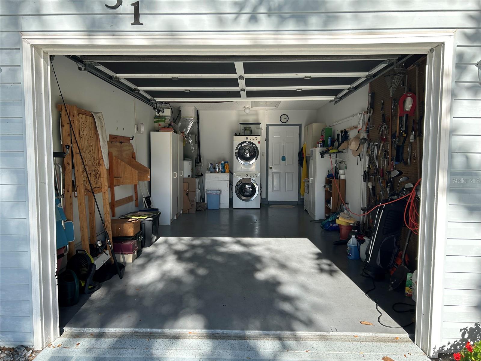 831 RAMOS DR, LADY LAKE, FL, 32159