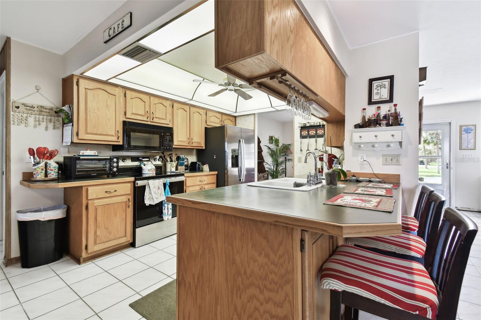 304 10TH ST SW, RUSKIN, FL, 33570